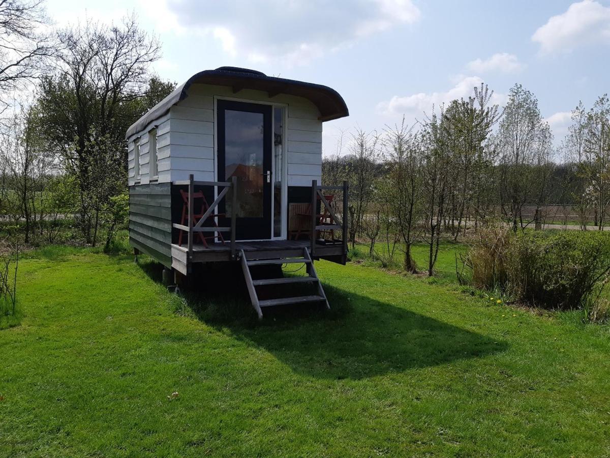 B&B Pipowagen "Het Wellnesst" Op Wellness Camping En B&B Stoltenborg Meddo Экстерьер фото