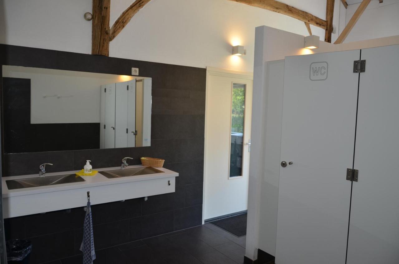 B&B Pipowagen "Het Wellnesst" Op Wellness Camping En B&B Stoltenborg Meddo Экстерьер фото