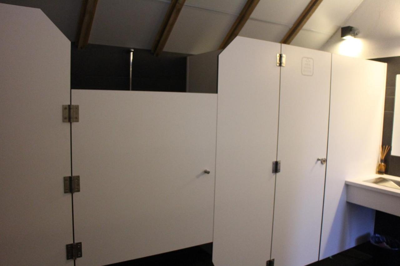 B&B Pipowagen "Het Wellnesst" Op Wellness Camping En B&B Stoltenborg Meddo Экстерьер фото